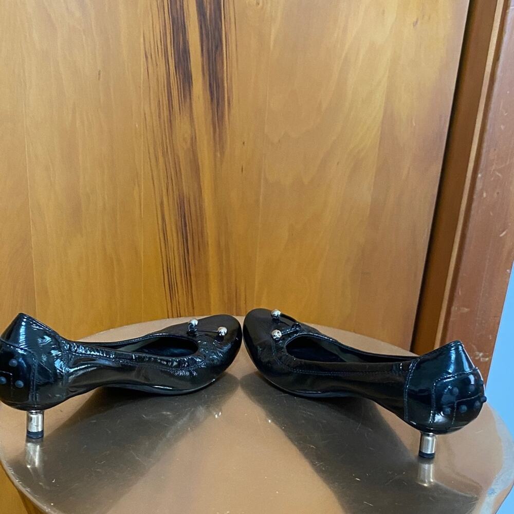 Tod's Black Patent Leather Flats Kitten Heel Tassel Silver Balls w/ Dust Bag - Picture 7 of 13